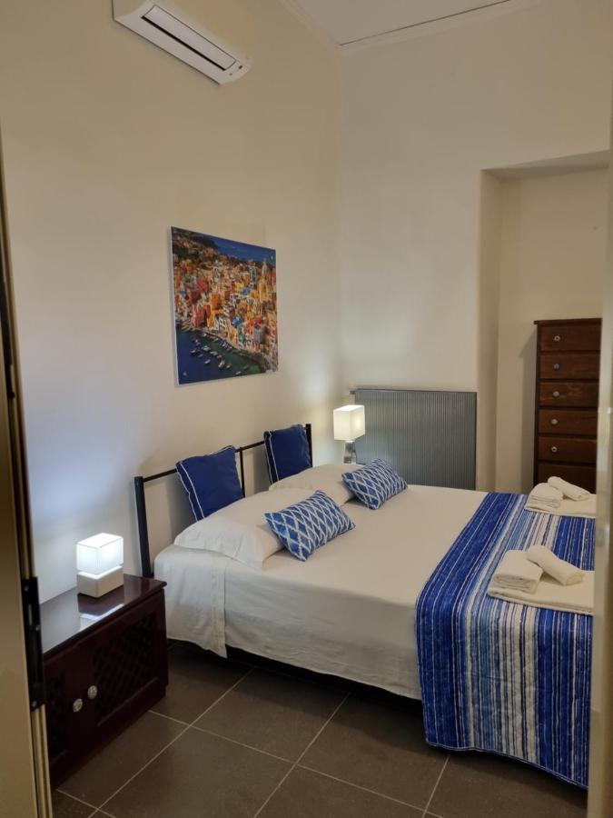 Apartamento Napoli Sottosopra Chiaia Exterior foto