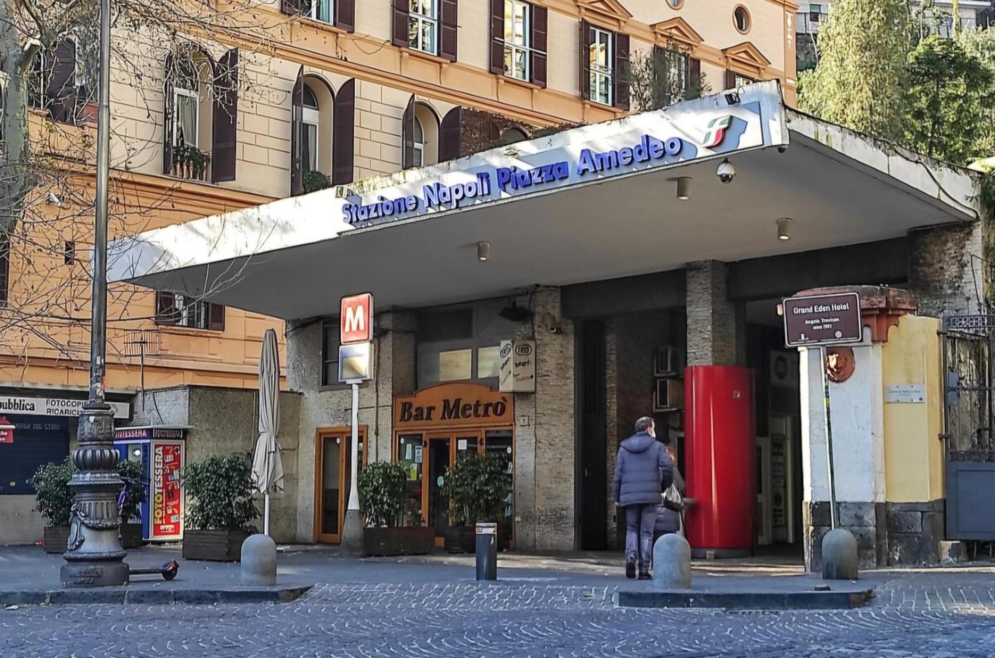 Apartamento Napoli Sottosopra Chiaia Exterior foto